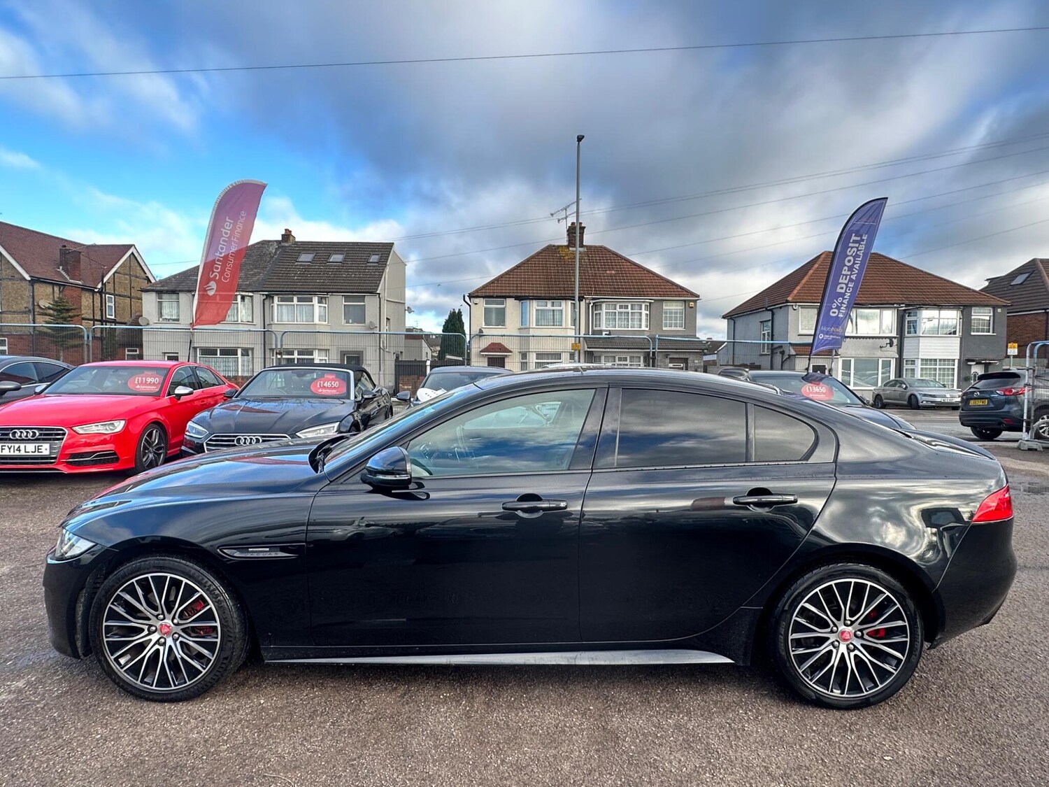 Used Jaguar XE 2019 for sale - 76803493: Photo 11