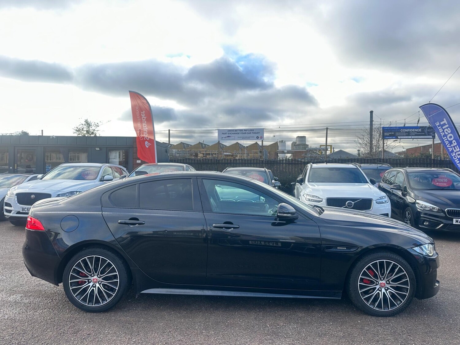 Used Jaguar XE 2019 for sale - 76803493: Photo 8