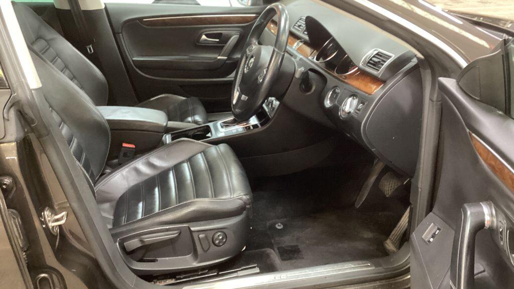 Used Volkswagen CC 2013 for sale - 76803491: Photo 32