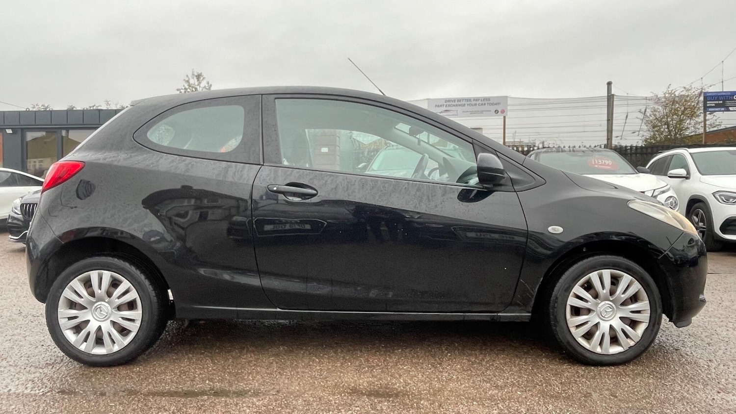 Used Mazda Mazda2 2010 for sale - 76803498: Photo 7