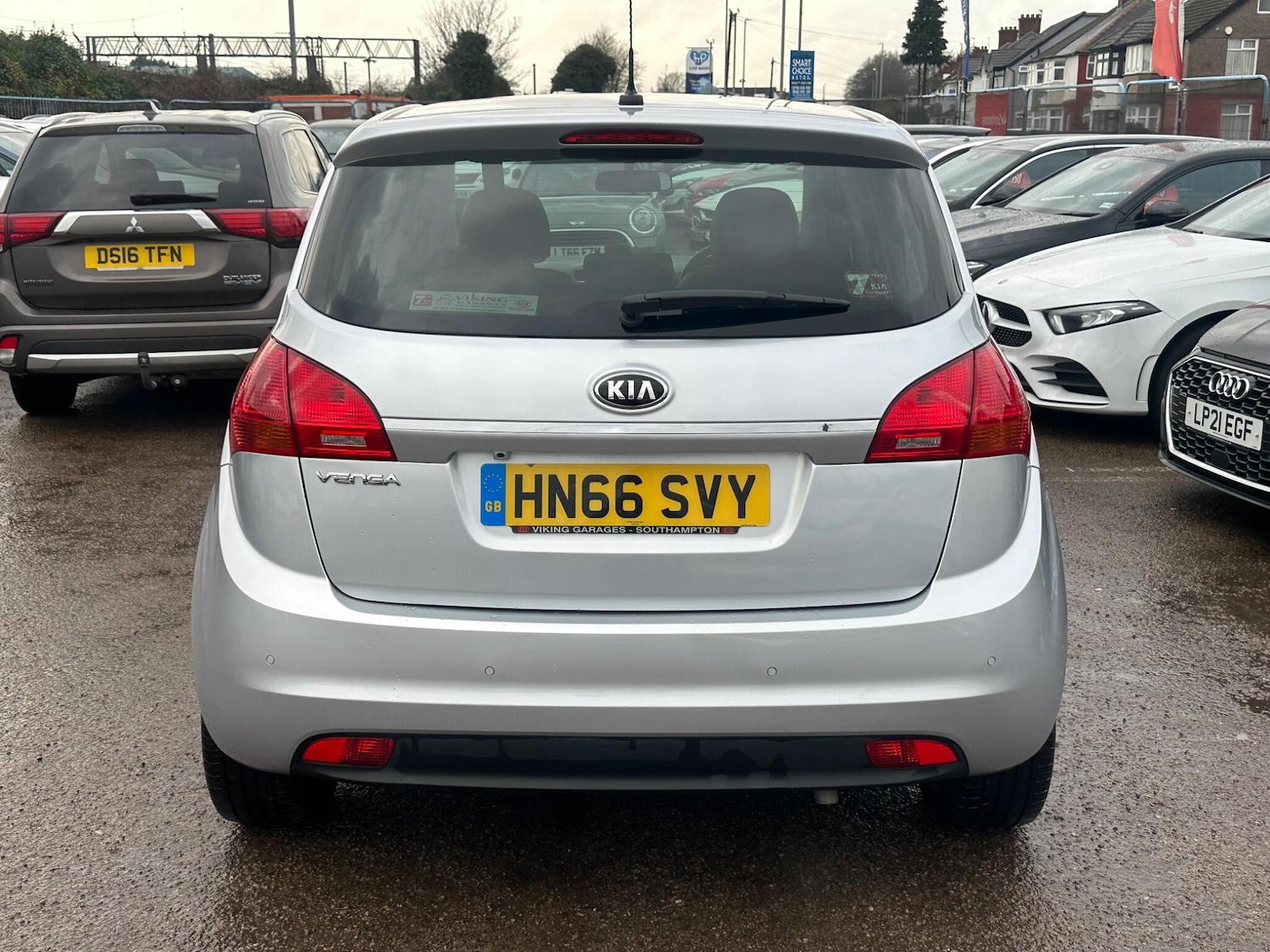 Used Kia Venga 2016 for sale - 77376310: Photo 4