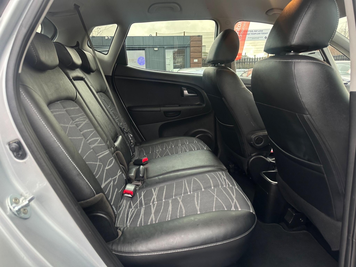 Used Kia Venga 2016 for sale - 77376310: Photo 9