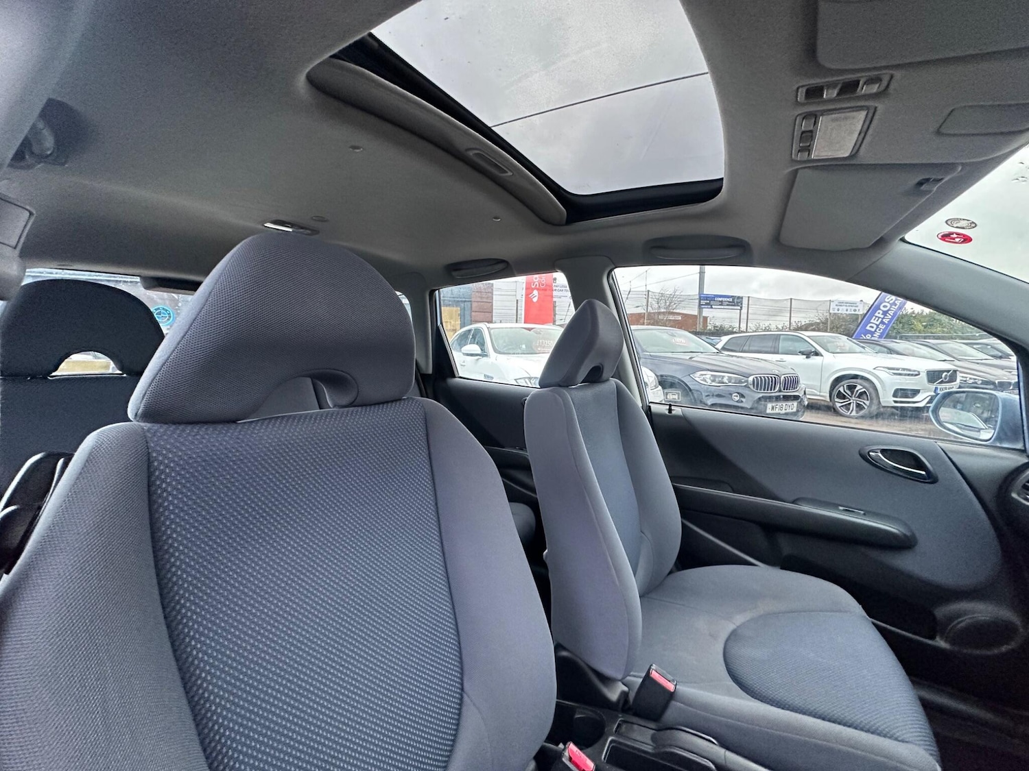 Used Honda Jazz 2004 for sale - 76803512: Photo 16