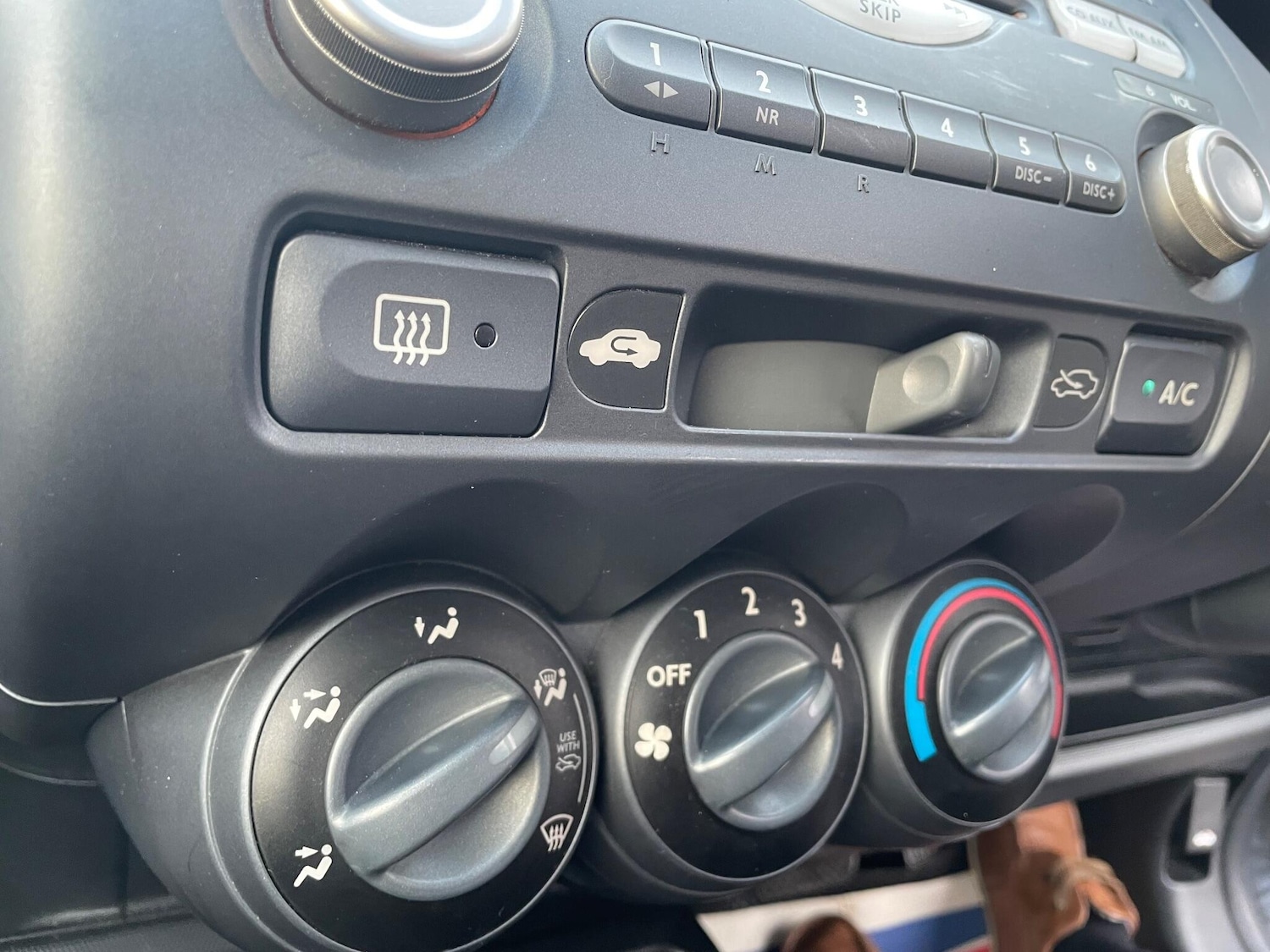 Used Honda Jazz 2004 for sale - 76803512: Photo 30