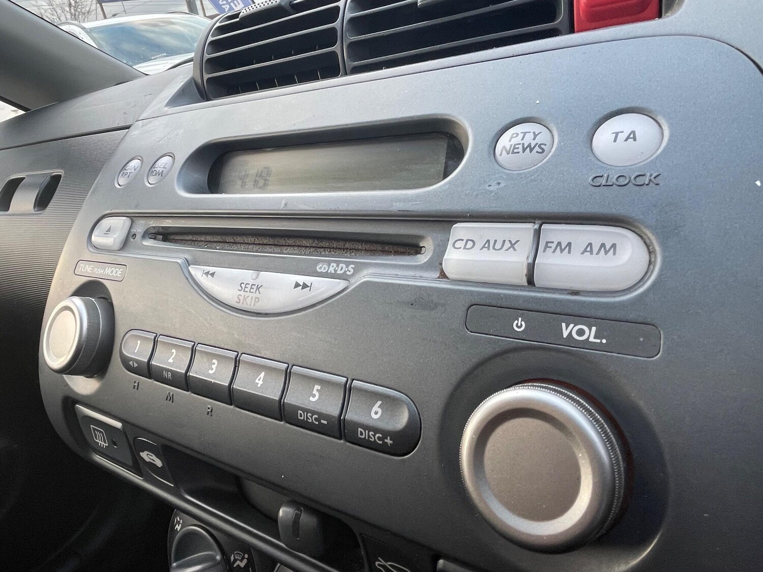 Used Honda Jazz 2004 for sale - 76803512: Photo 32