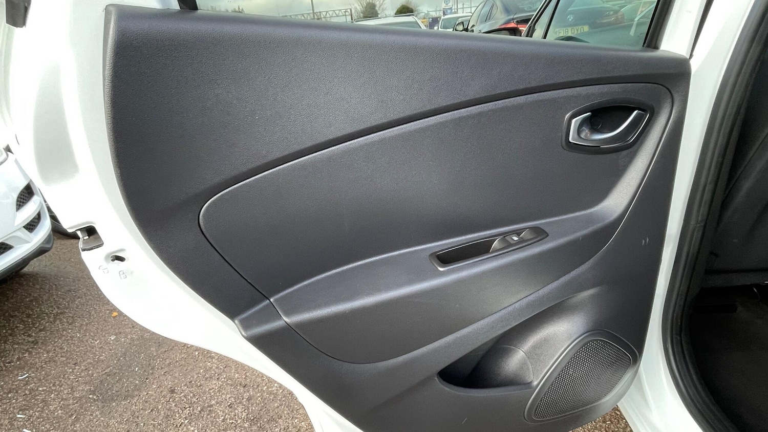 Used Renault Captur 2018 for sale - 76803516: Photo 16