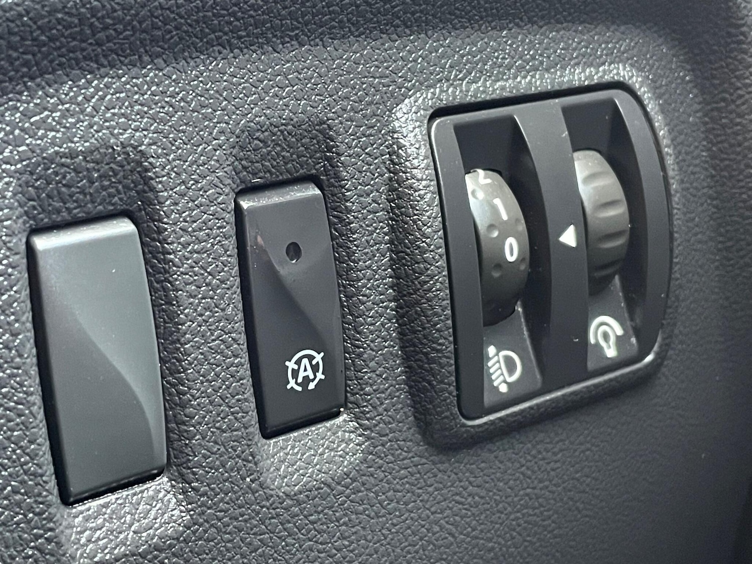 Used Renault Captur 2018 for sale - 76803516: Photo 28