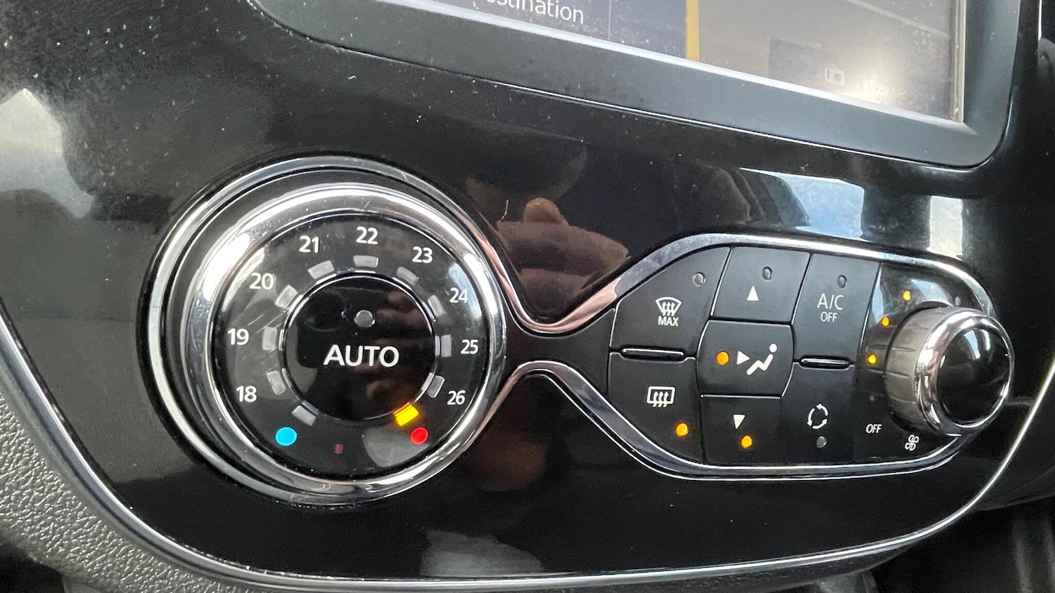 Used Renault Captur 2018 for sale - 76803516: Photo 32