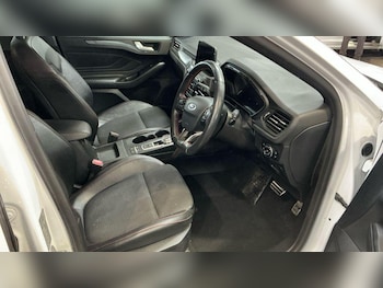 Used Ford Focus 2019 for sale - 77424792: Photo