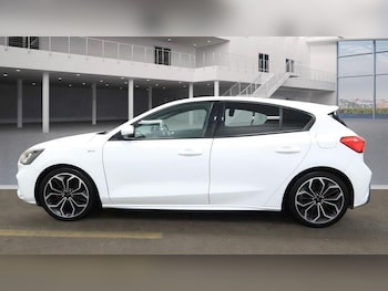 Used Ford Focus 2019 for sale - 77424792: Photo