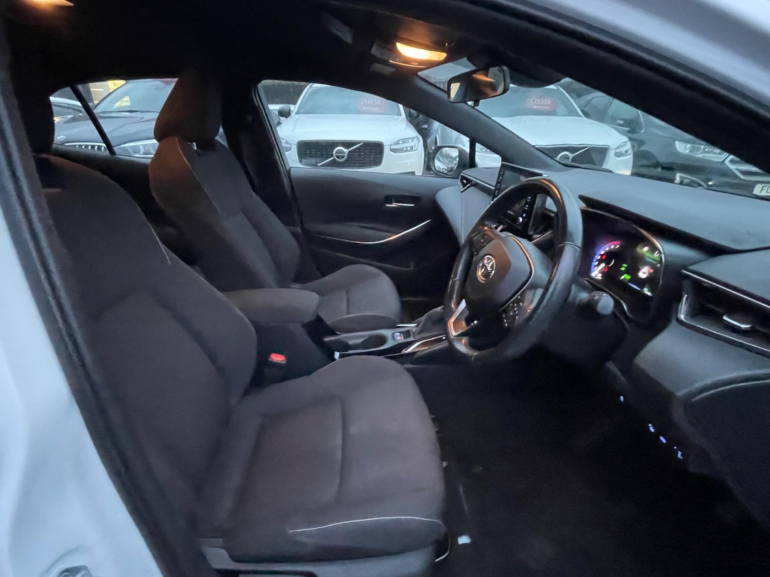 Used Toyota Corolla 2021 for sale - 76803523: Photo 31