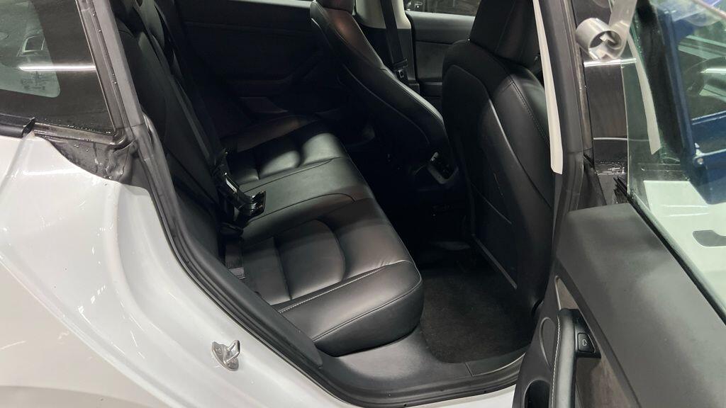 Used Tesla Model 3 2021 for sale - 77345328: Photo 6