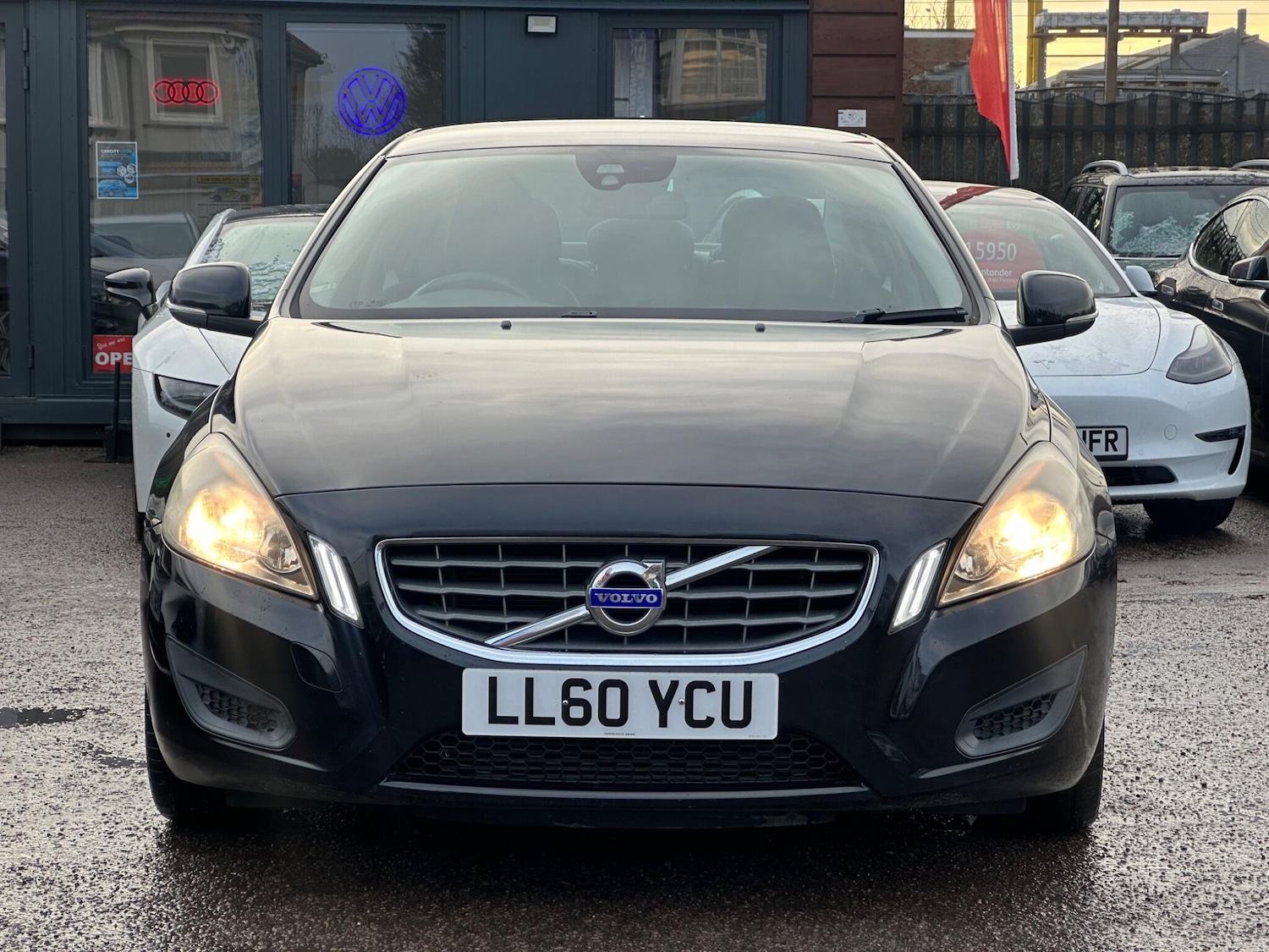 Used Volvo S60 2010 for sale - 77109012: Photo 2