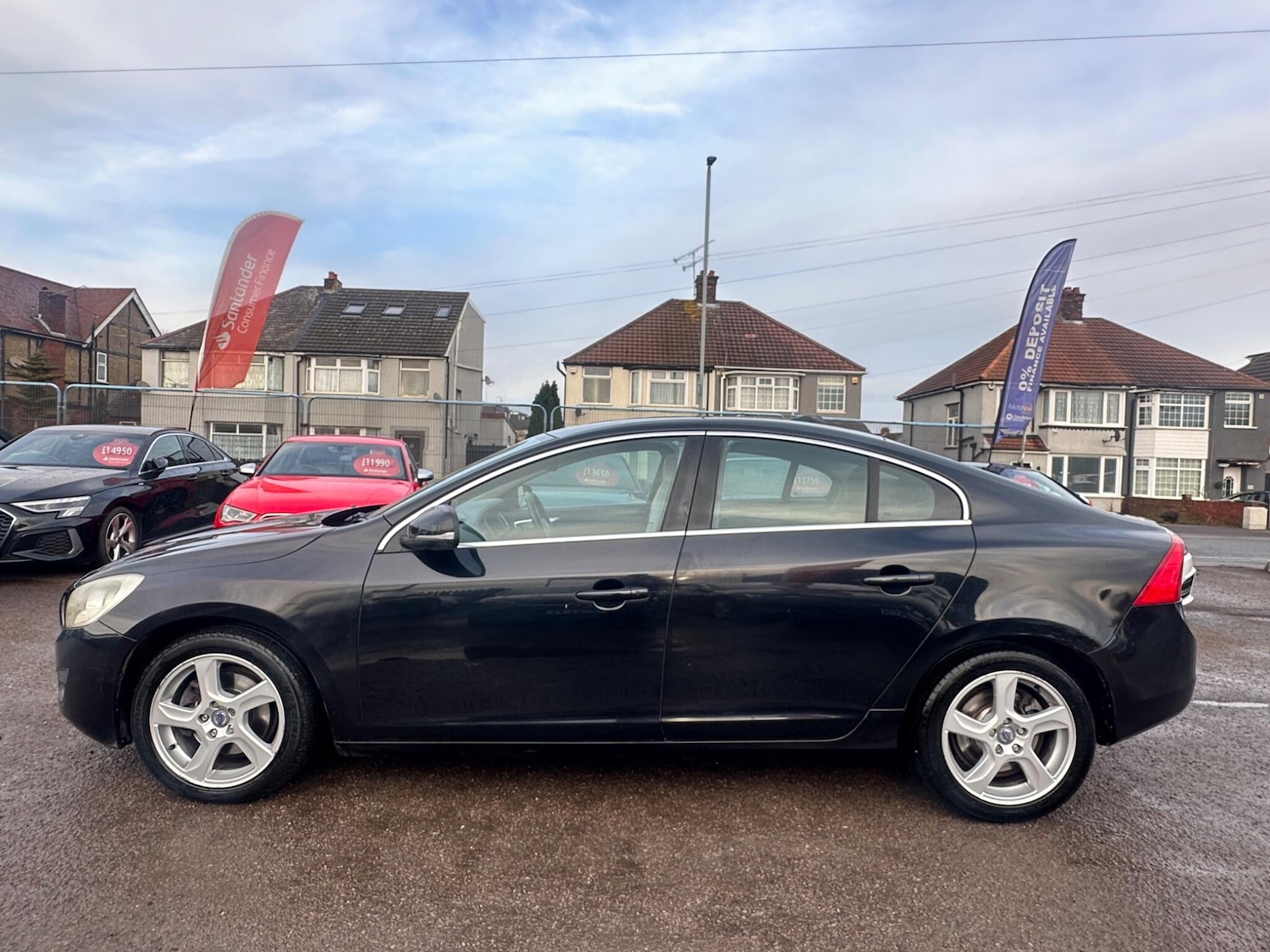 Used Volvo S60 2010 for sale - 77109012: Photo 4