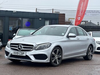Used Mercedes-Benz C Class 2019 for sale - 77242443: Photo