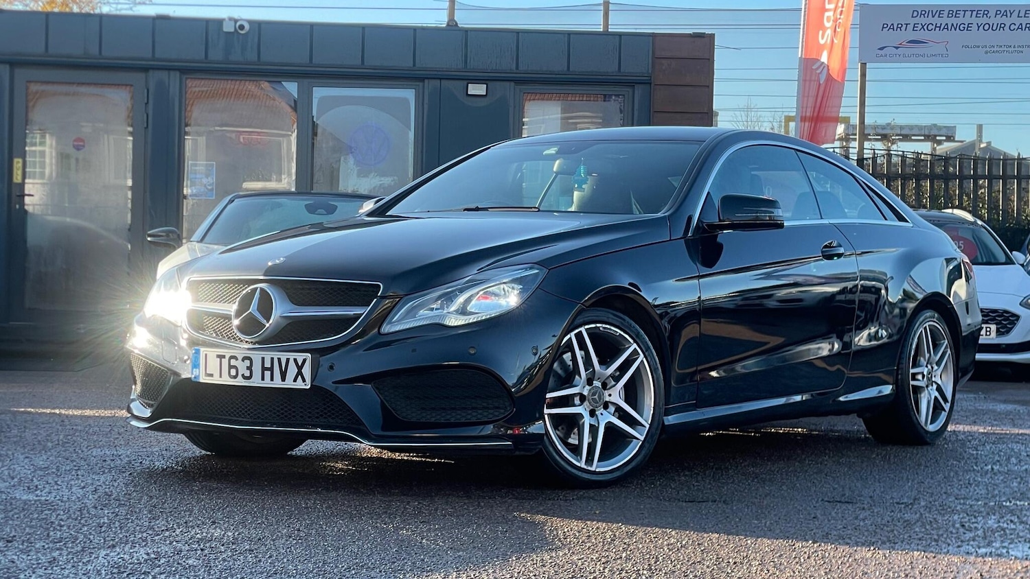 Used Mercedes-Benz E Class 2013 for sale - 76801333: Photo 2