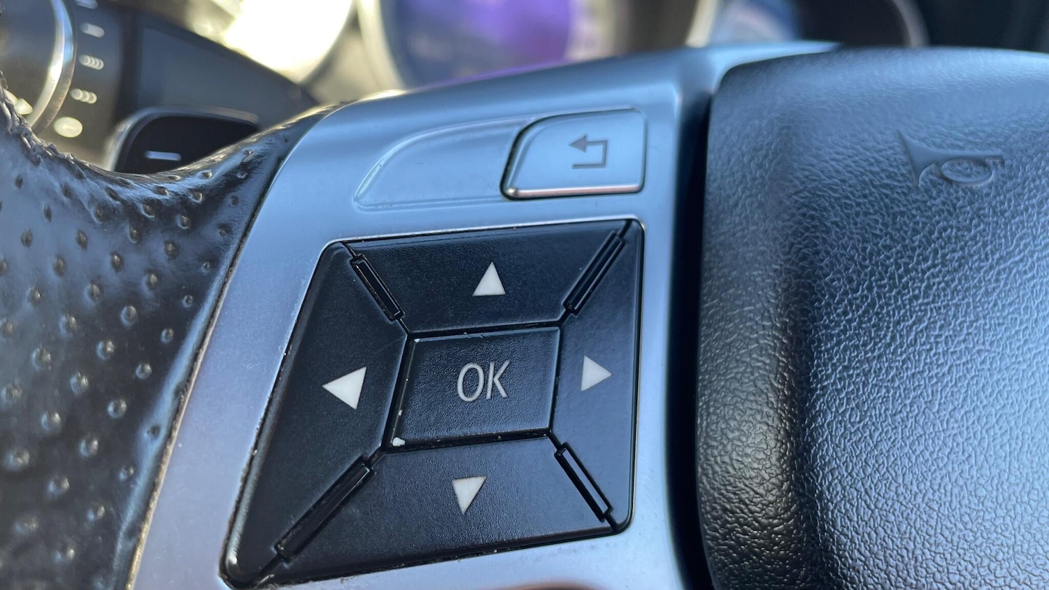 Used Mercedes-Benz E Class 2013 for sale - 76801333: Photo 26