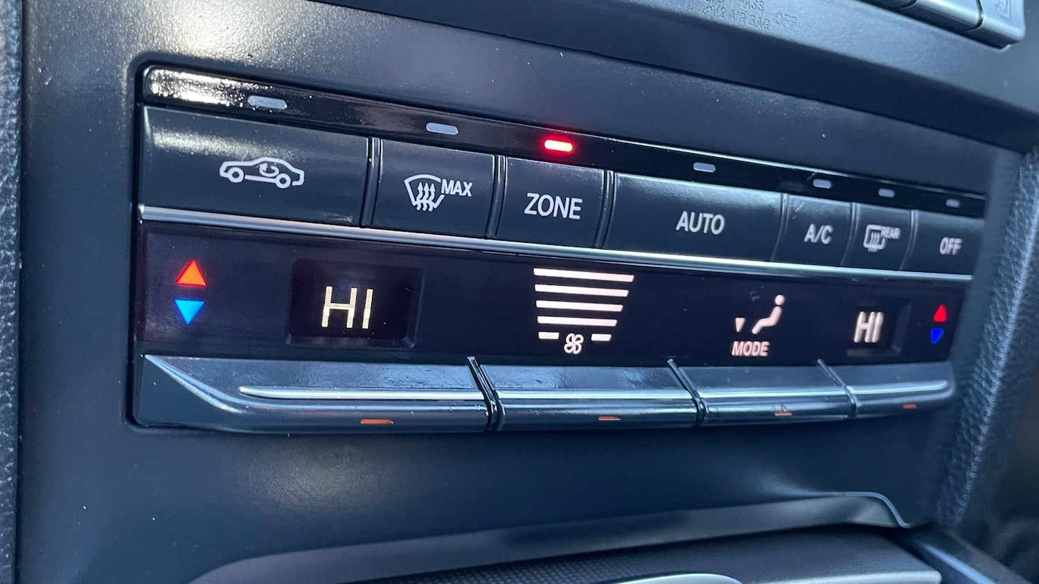 Used Mercedes-Benz E Class 2013 for sale - 76801333: Photo 28