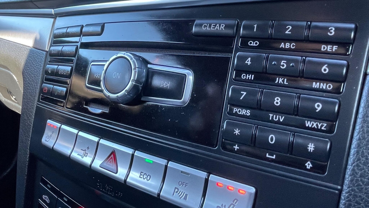 Used Mercedes-Benz E Class 2013 for sale - 76801333: Photo 30