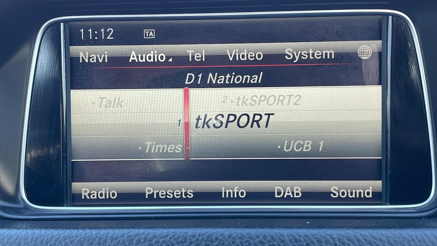 Used Mercedes-Benz E Class 2013 for sale - 76801333: Photo 39