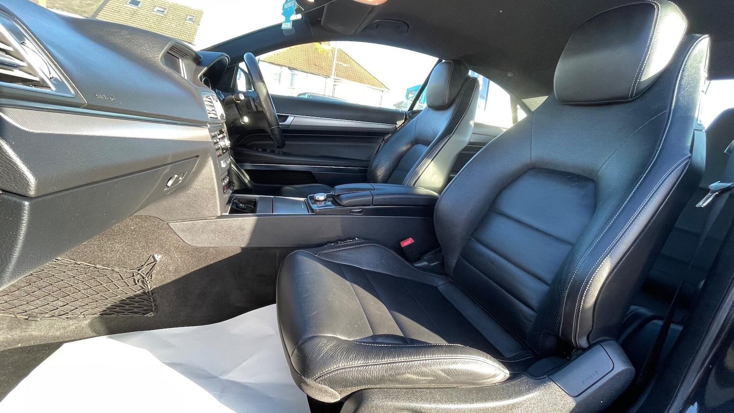 Used Mercedes-Benz E Class 2013 for sale - 76801333: Photo 50