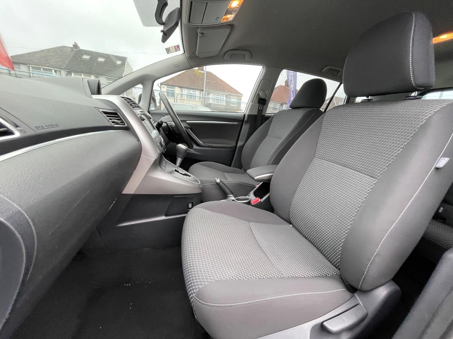 Used Toyota Verso 2015 for sale - 77344763: Photo 11