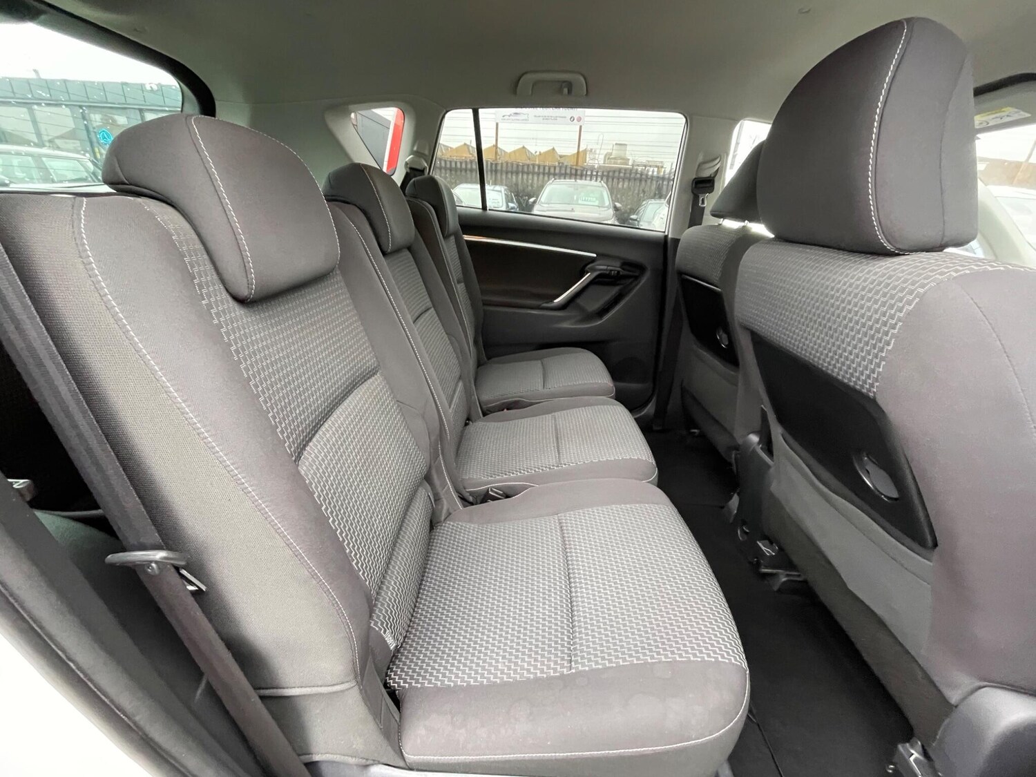 Used Toyota Verso 2015 for sale - 77344763: Photo 15