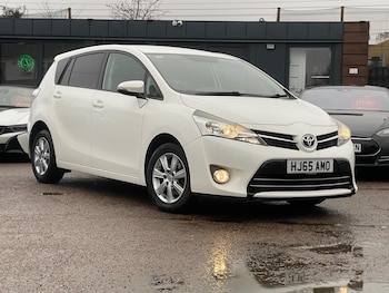 Used Toyota Verso 2015 for sale - 77344763: Photo