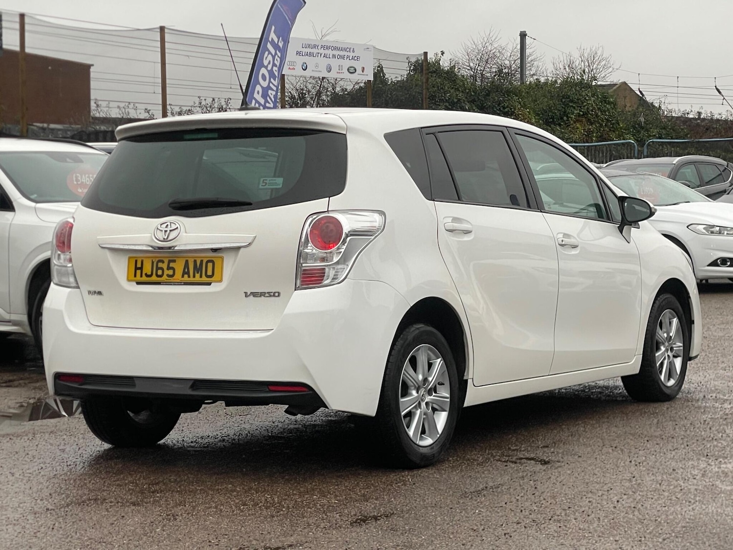 Used Toyota Verso 2015 for sale - 77344763: Photo 4