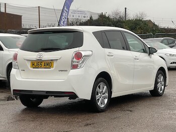 Used Toyota Verso 2015 for sale - 77344763: Photo