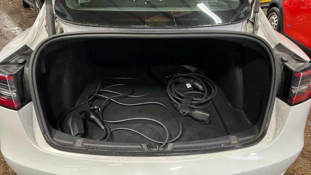 Used Tesla Model 3 2021 for sale - 76965054: Photo 8