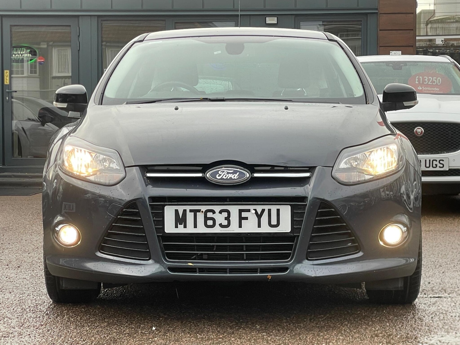 Used Ford Focus 2013 for sale - 76803470: Photo 2