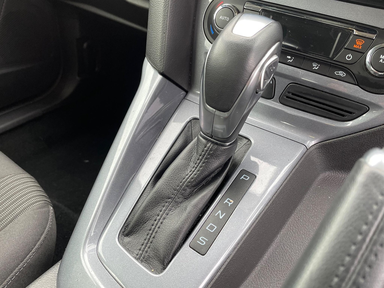 Used Ford Focus 2013 for sale - 76803470: Photo 22