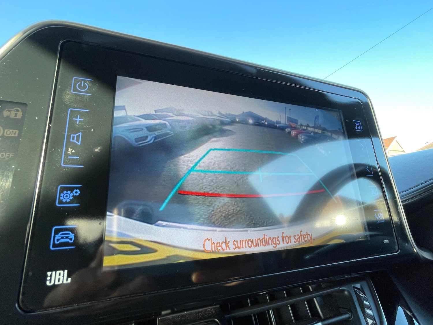 Used Toyota C-HR 2018 for sale - 76803521: Photo 36