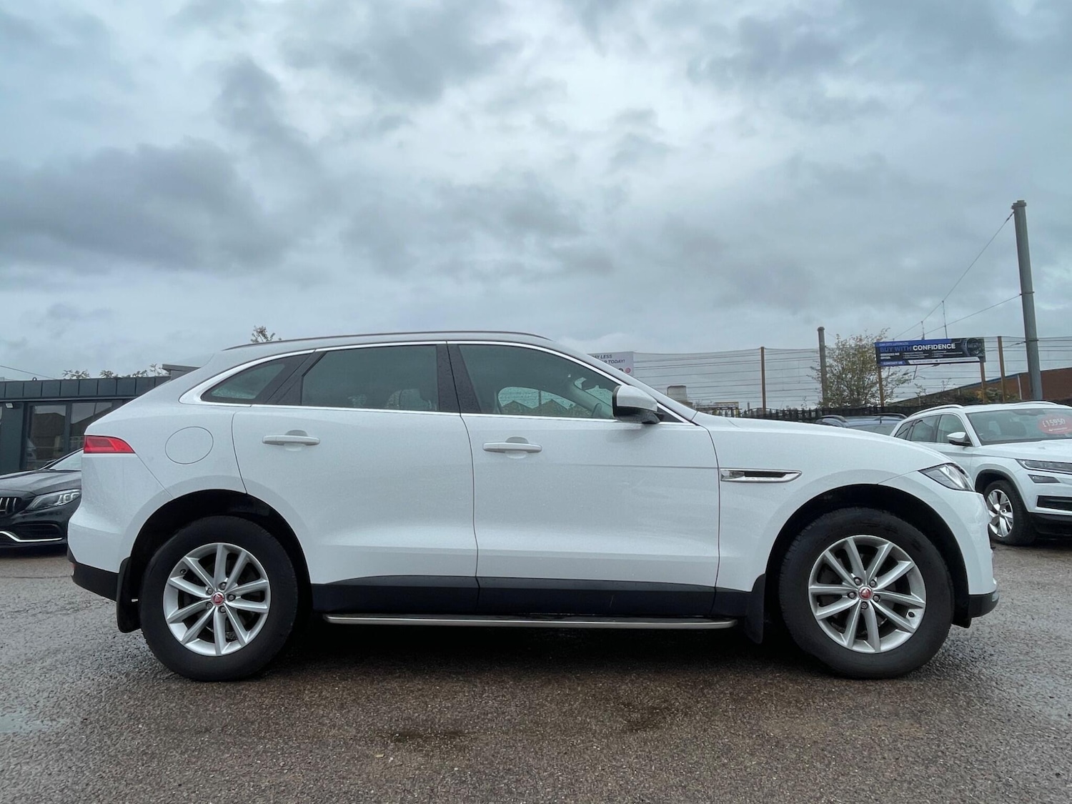 Used Jaguar F-Pace 2018 for sale - 76803487: Photo 10