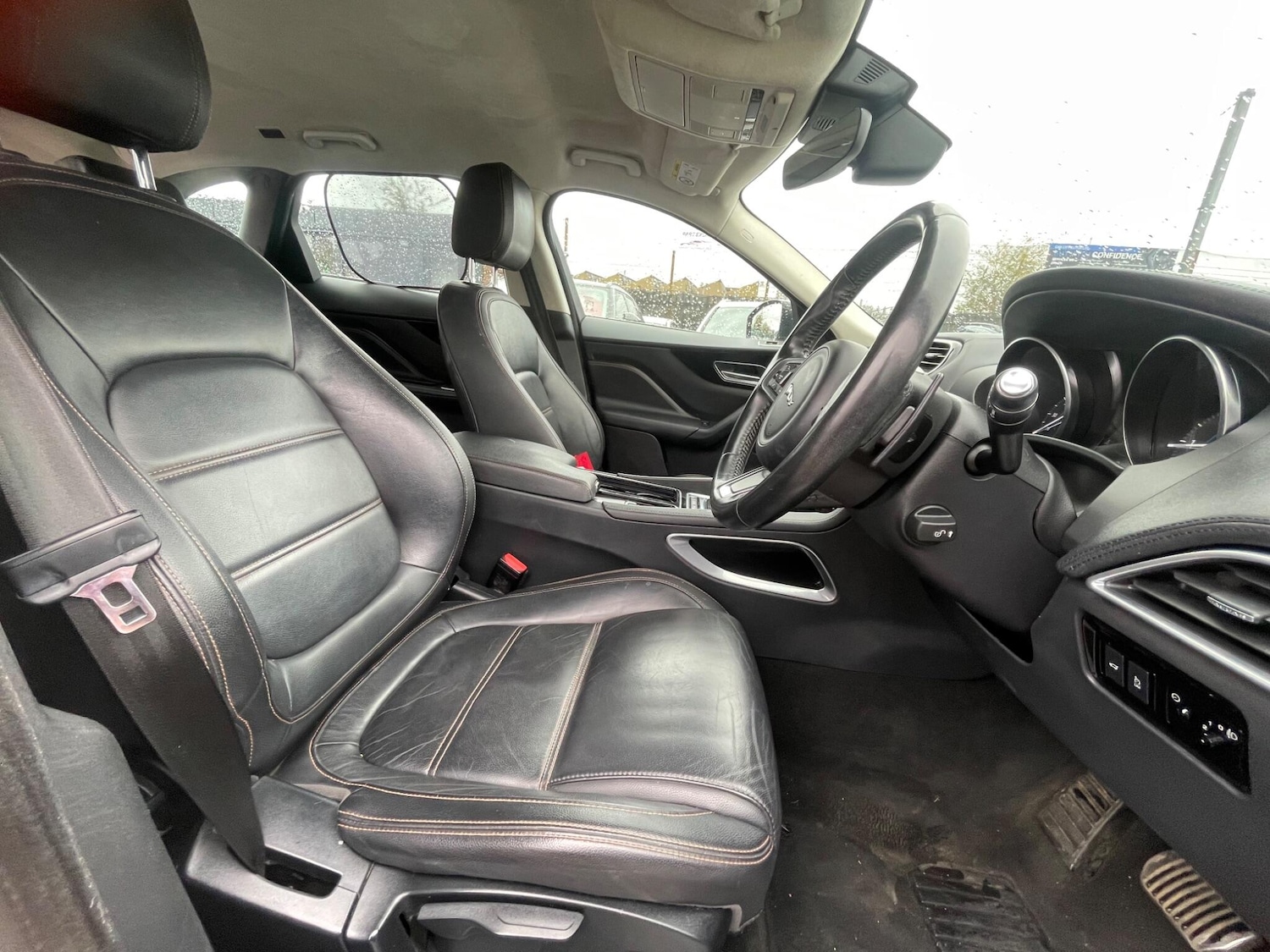 Used Jaguar F-Pace 2018 for sale - 76803487: Photo 21