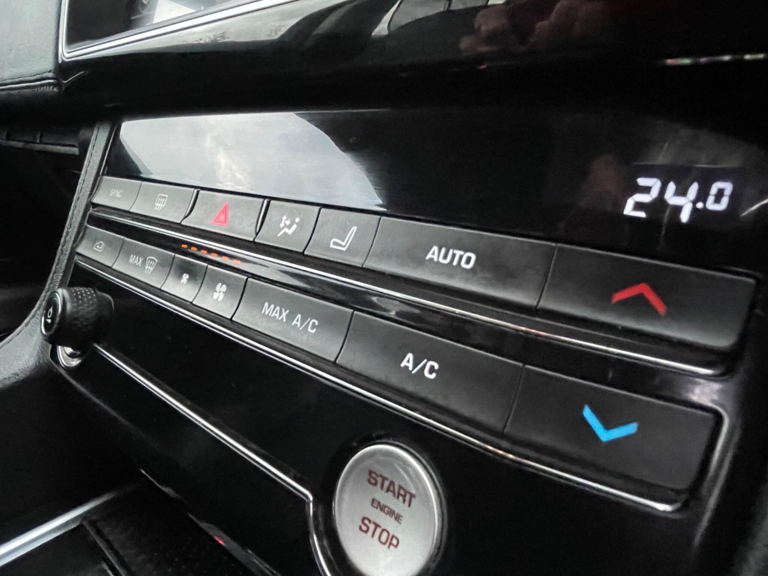 Used Jaguar F-Pace 2018 for sale - 76803487: Photo 35