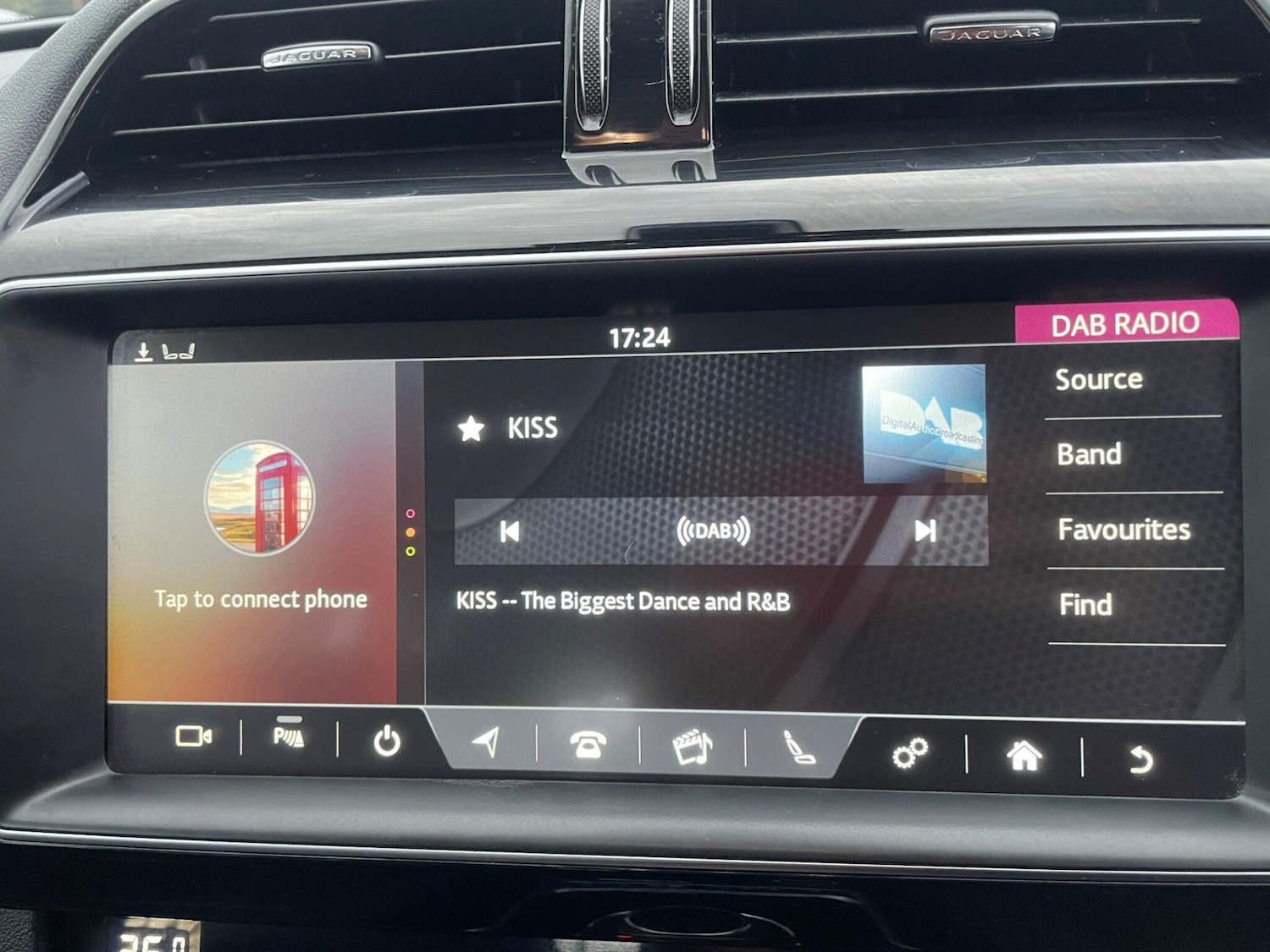 Used Jaguar F-Pace 2018 for sale - 76803487: Photo 45