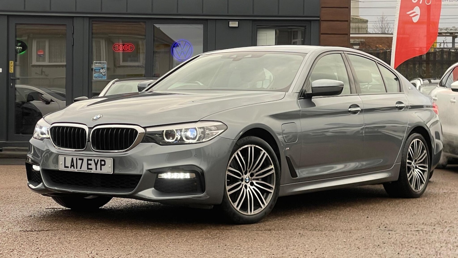 Used BMW 5 Series 2017 for sale - 76953264: Photo 2