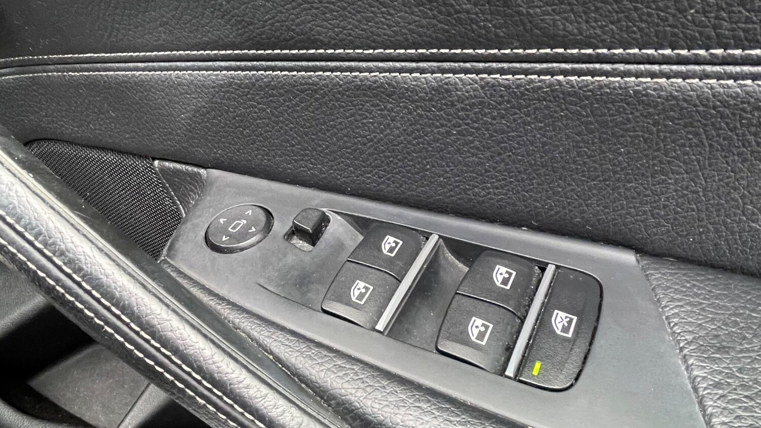 Used BMW 5 Series 2017 for sale - 76953264: Photo 25