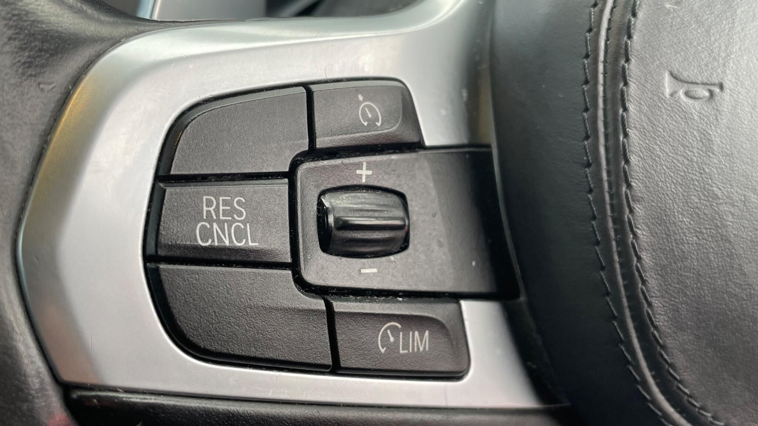 Used BMW 5 Series 2017 for sale - 76953264: Photo 29