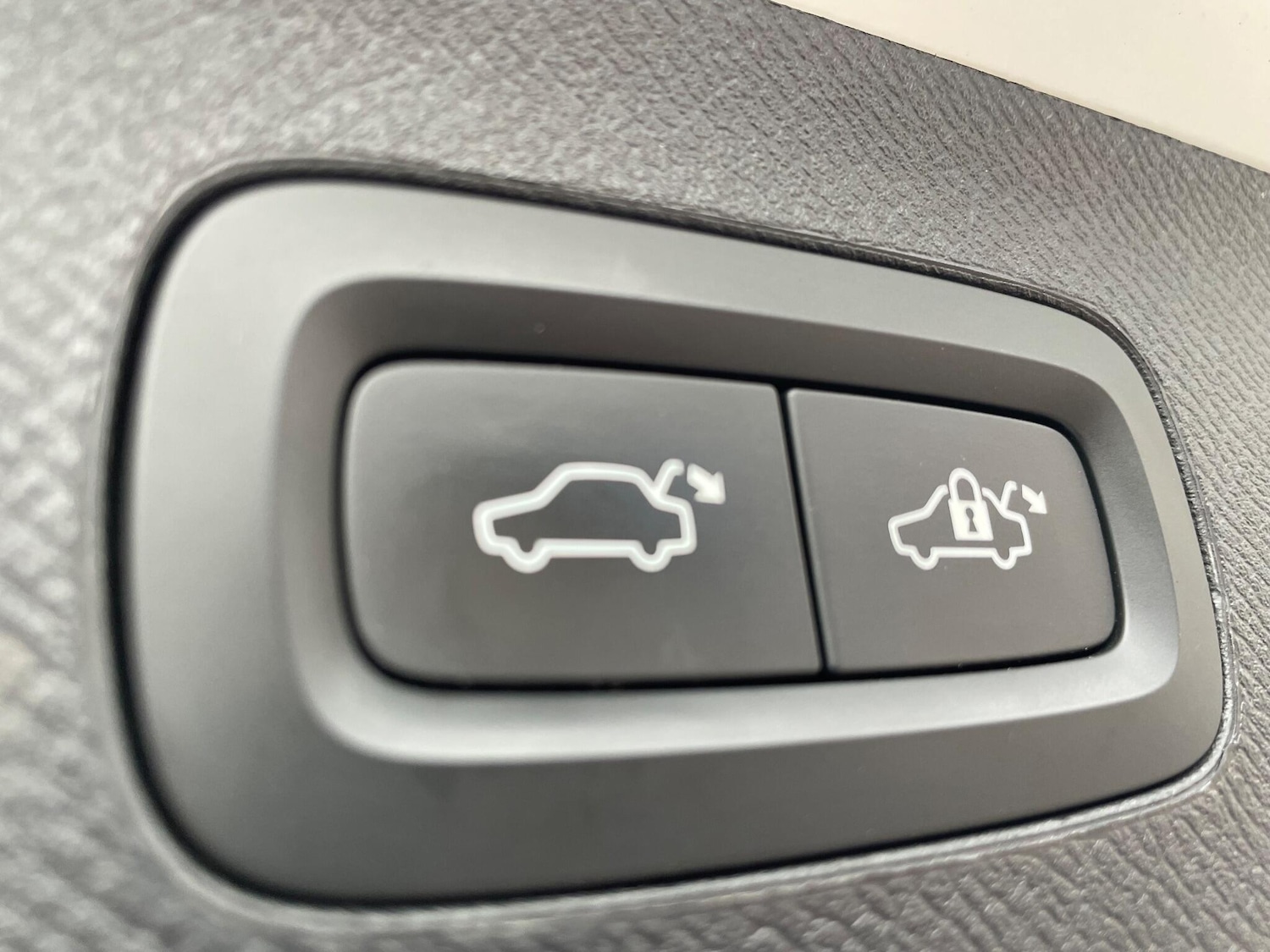 Used Volvo XC90 2019 for sale - 76925939: Photo 30