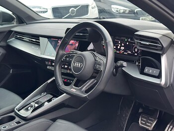 Used Audi A3 2021 for sale - 76803520: Photo