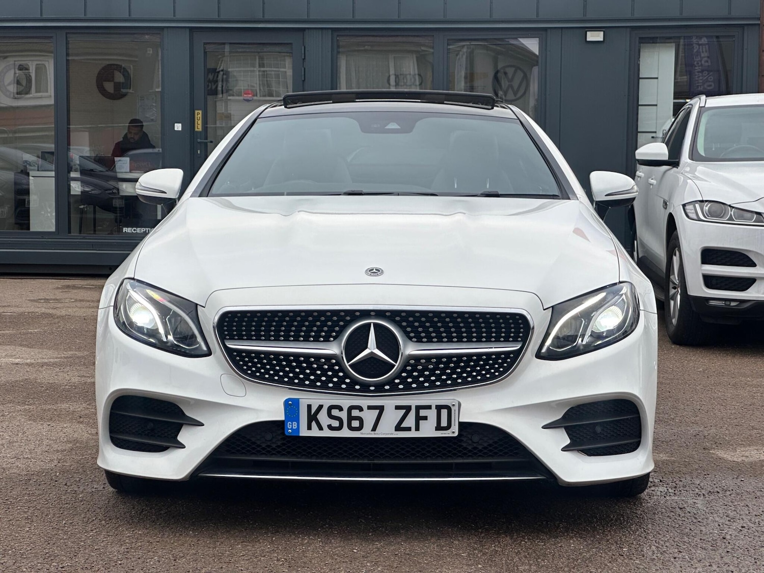 Used Mercedes-Benz E Class 2018 for sale - 76803519: Photo 2