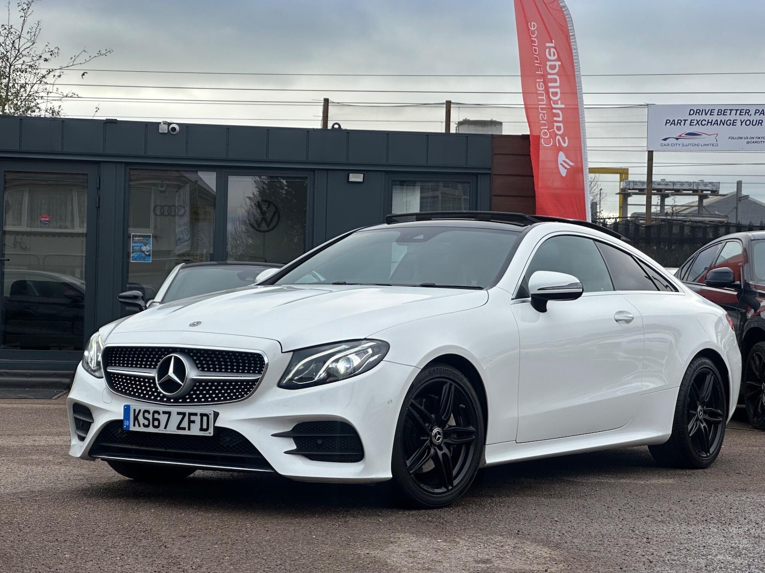 Used Mercedes-Benz E Class 2018 for sale - 76803519: Photo 3