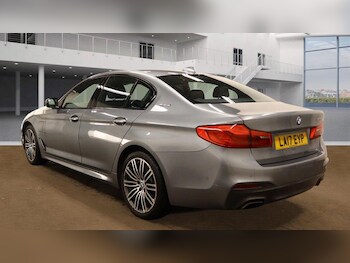 Used BMW 5 Series 2017 for sale - 76801912: Photo