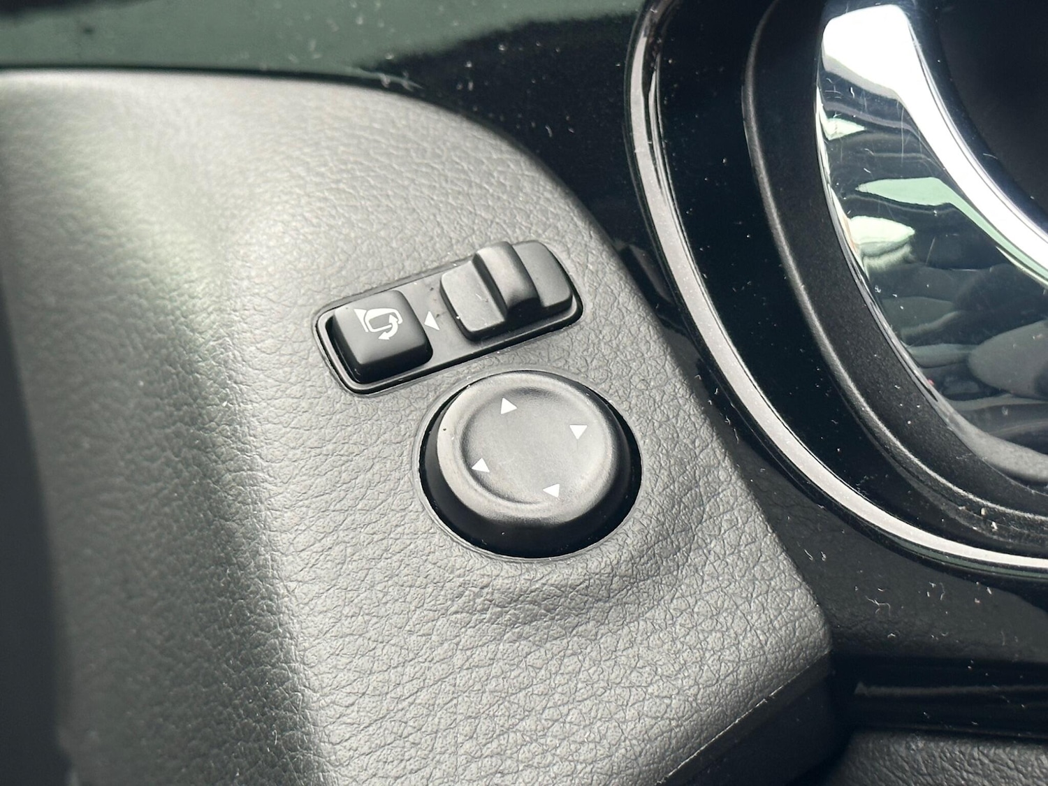 Used Nissan Qashqai for sale - 77290569: Photo 15