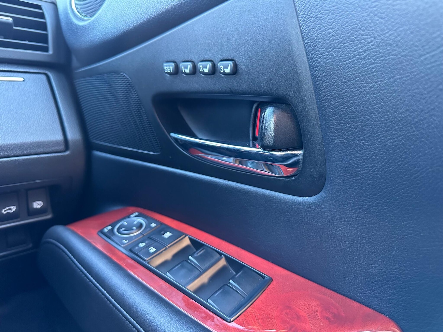 Used Lexus RX 2010 for sale - 77103702: Photo 16