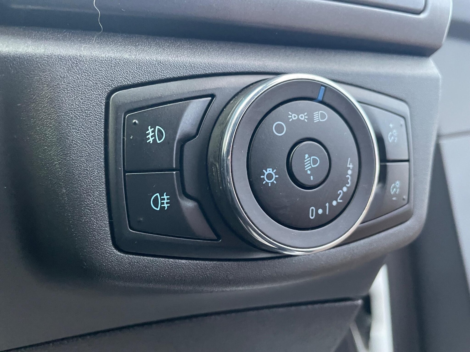 Used Ford Mondeo 2015 for sale - 77320982: Photo 27