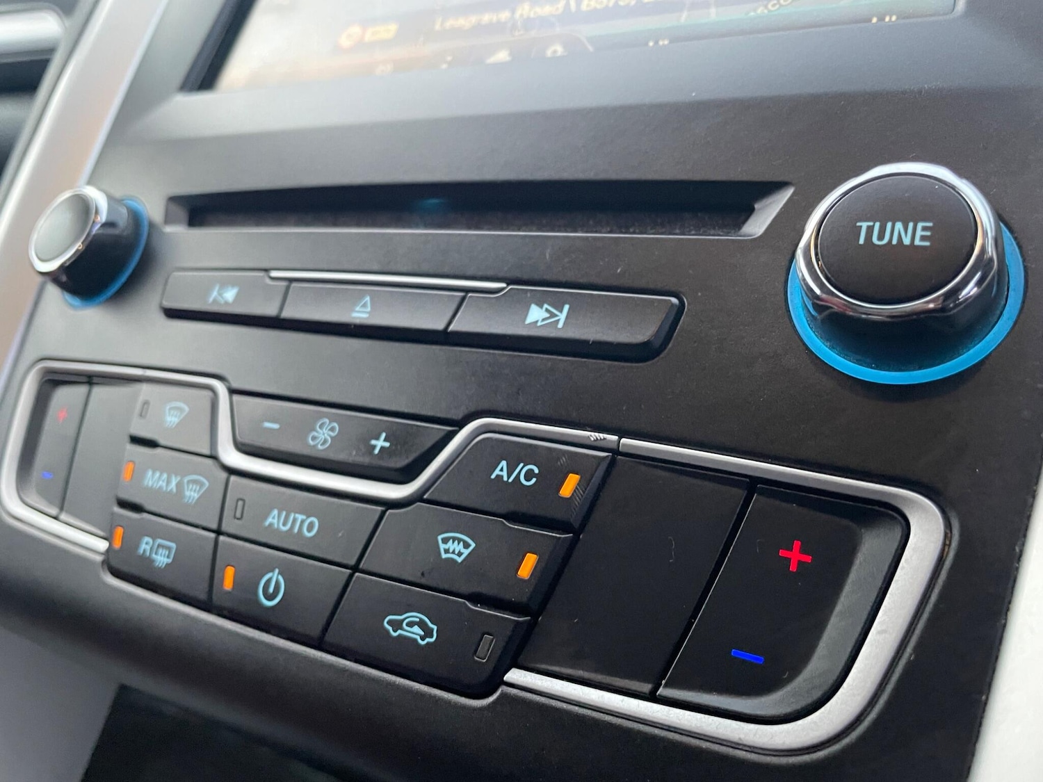 Used Ford Mondeo 2015 for sale - 77320982: Photo 37